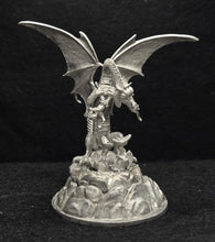 Load image into Gallery viewer, 101-2501:  25mm Mother's Love