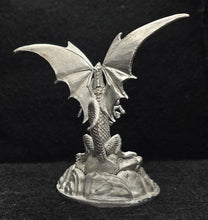 Load image into Gallery viewer, 101-2501:  25mm Mother's Love