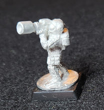 Load image into Gallery viewer, 59-1921: Galactic Grenadier with Missile Launcher