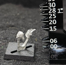 Load image into Gallery viewer, 50-0058:  Elf High Lord, On Foot