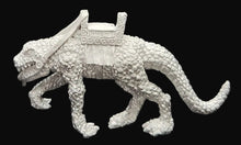 Load image into Gallery viewer, 48-0686: Lizard Mount, Heavy Scales, Advancing Right