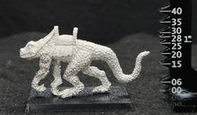 Load image into Gallery viewer, 48-0687:  Lizard Mount, Heavy Scales, Advancing Left