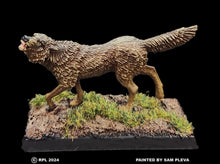 Load image into Gallery viewer, 48-0027:  Giant Wolf Baying