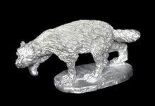 Load image into Gallery viewer, 48-0106: Megalictis, Right Front Foot Raised