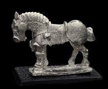 Load image into Gallery viewer, 48-0568: Heavy Horse, Plate Armor, with Equipment