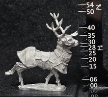 Load image into Gallery viewer, 48-0638: Great Stag, Armored, Right Leg Forward