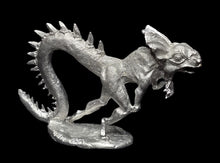 Load image into Gallery viewer, 48-0676: War Newt