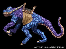 Load image into Gallery viewer, 48-0688: Lizard Mount, Heavy Scales, Rearing