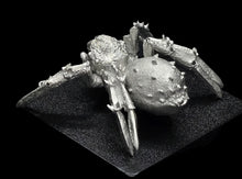 Load image into Gallery viewer, 48-0853:  Titanic Spider