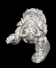 Load image into Gallery viewer, 48-0877: Titanic Bear, Plate Armor, RF Raised, Closed Mouth
