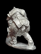 Load image into Gallery viewer, 48-0877: Titanic Bear, Plate Armor, RF Raised, Closed Mouth
