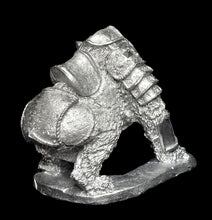 Load image into Gallery viewer, 48-0878: Titanic Bear, Plate Armor, LF Raised, Open Mouth