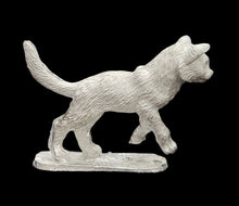 Load image into Gallery viewer, 48-0892:  Giant Kitten, Leaping