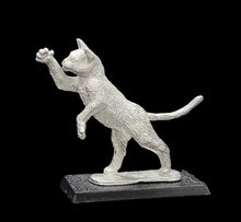Load image into Gallery viewer, 48-0894: Giant Cat, Attacking
