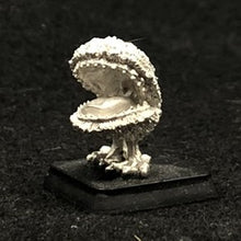 Load image into Gallery viewer, 48-0961: Wooly, Attacking