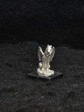Load image into Gallery viewer, 49-0523: Familiar - Hellhound with Wings