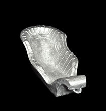 Load image into Gallery viewer, 49-0692: Sleigh