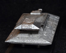 Load image into Gallery viewer, 49-6722: Anti-Gravity Tank with Plasma Cannon