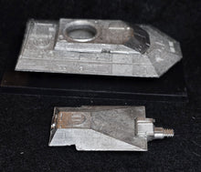 Load image into Gallery viewer, 49-6722: Anti-Gravity Tank with Plasma Cannon