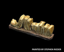 Load image into Gallery viewer, 49-9032: Shelf of Books