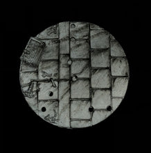 Load image into Gallery viewer, 49-9916: Treasure Vault Entrance, with Socket for Wall Section