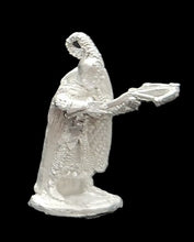 Load image into Gallery viewer, 50-0008: Sea Elf Crossbowman