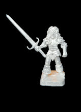Load image into Gallery viewer, 50-0077: Elf Adventurer with Sword, on Foot