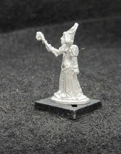 Load image into Gallery viewer, 50-0096:  Elf Sorceress, with Wand and Hat