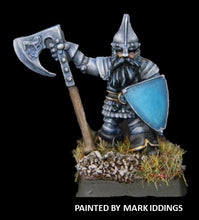 Load image into Gallery viewer, 50-0114: Dwarf Axeman, Plate and Scalemail, with Heater Shield