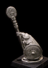 Load image into Gallery viewer, 50-0142: Dwarf Standard Bearer