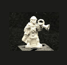 Load image into Gallery viewer, 50-0233: Halfling Musician