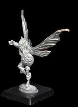 Load image into Gallery viewer, 50-0527: Fairy Warrior with Round Shield, Weapon Options