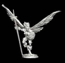 Load image into Gallery viewer, 50-0527: Fairy Warrior with Round Shield, Weapon Options