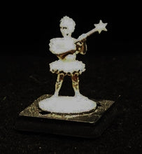 Load image into Gallery viewer, 50-0572: Changeling Infantry II, Weapon at Left Shoulder