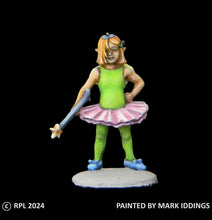 Load image into Gallery viewer, 50-0573: Changeling Infantry III, Weapon Lowered at Right