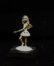 Load image into Gallery viewer, 50-0574: Changeling Infantry IV, Weapon At Ready Facing Left