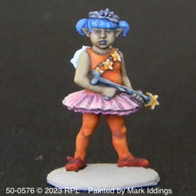 Load image into Gallery viewer, 50-0576: Changeling Infantry VI, Weapon At Ready Facing Right, Pigtails