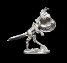 Load image into Gallery viewer, 50-0742: Skrack, Birdman with Hand Weapon and Shield