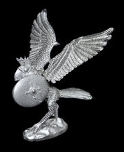 Load image into Gallery viewer, 50-0742: Skrack, Birdman with Hand Weapon and Shield