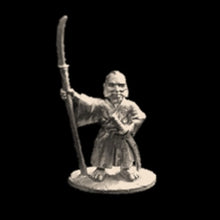 Load image into Gallery viewer, 50-0172: Dwarf Adventurer - Samurai with Naginata