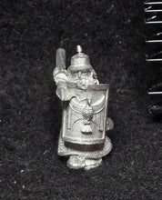 Load image into Gallery viewer, 50-2401: Dwarf Spearman, Attacking