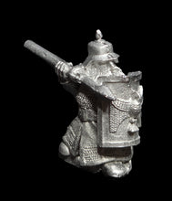 Load image into Gallery viewer, 50-2401: Dwarf Spearman, Attacking