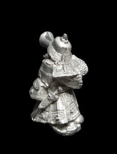 Load image into Gallery viewer, 50-2441: Dwarf Hand Gunner, Aiming