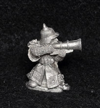 Load image into Gallery viewer, 50-2441: Dwarf Hand Gunner, Aiming