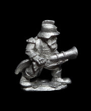 Load image into Gallery viewer, 50-2442: Dwarf Hand Gunner, At Ready