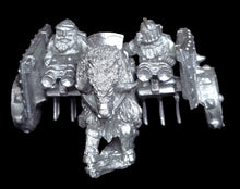 Load image into Gallery viewer, 50-2489: Dwarf War Thresher