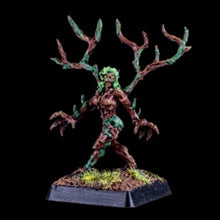 Load image into Gallery viewer, 50-0252: Dryad Warrior, At Ready