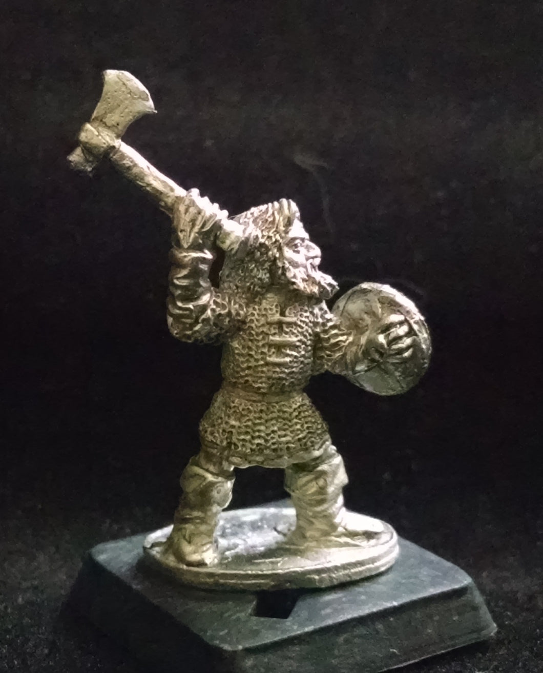 50-2924:  Armored Gnome with Axe Raised and Shield