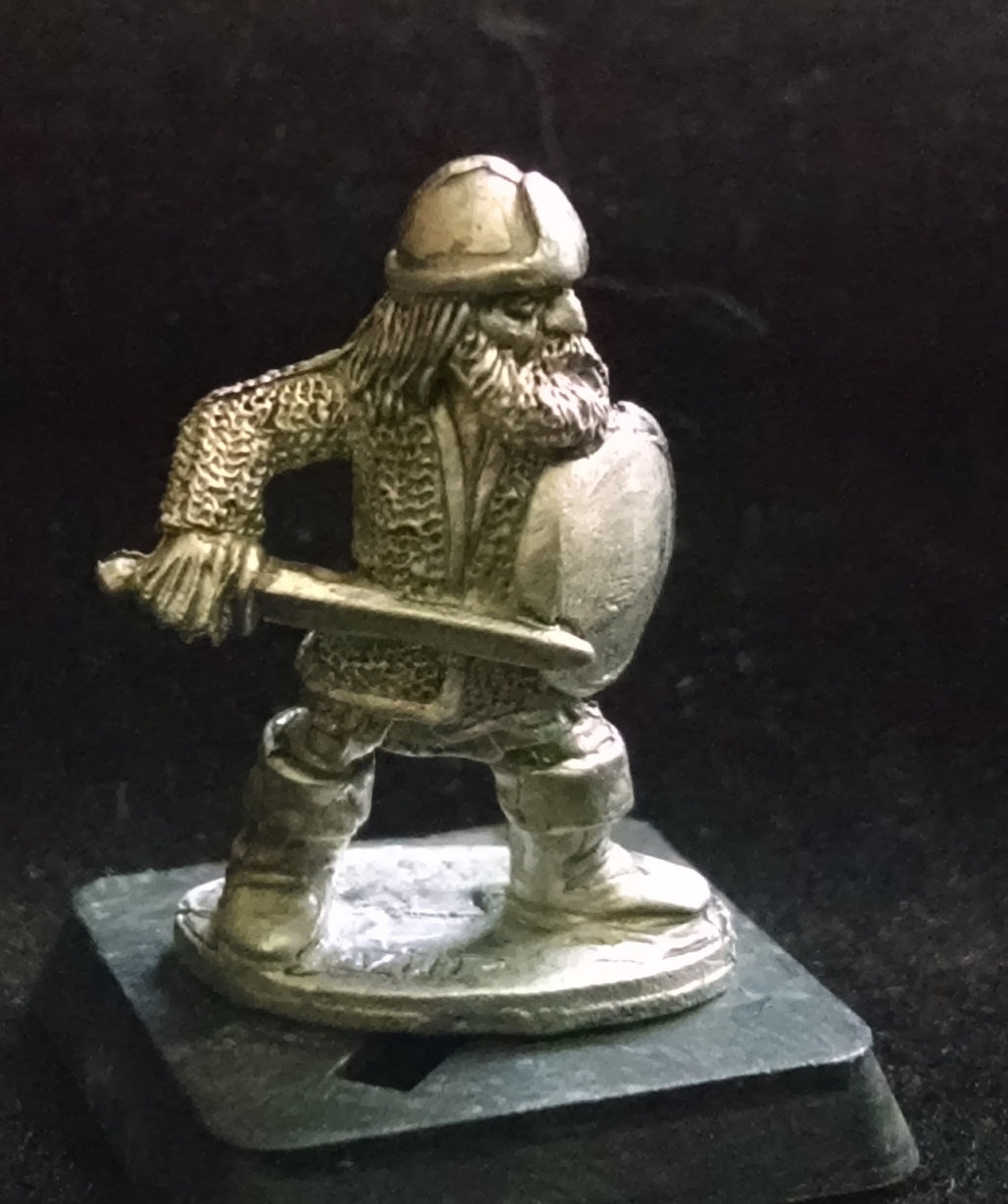 50-2925:  Armored Gnome with Sword and Shield