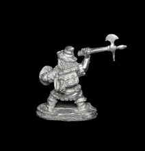 Load image into Gallery viewer, 50-2952: Gnome Adventurer Axeman
